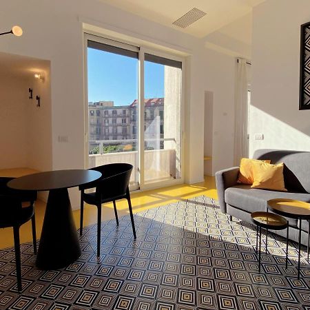 Toraldo Suites - Dimore Partenopee نابولي المظهر الخارجي الصورة