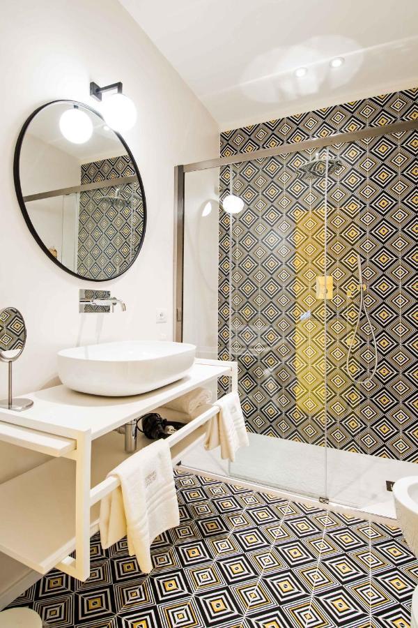 Toraldo Suites - Dimore Partenopee نابولي المظهر الخارجي الصورة