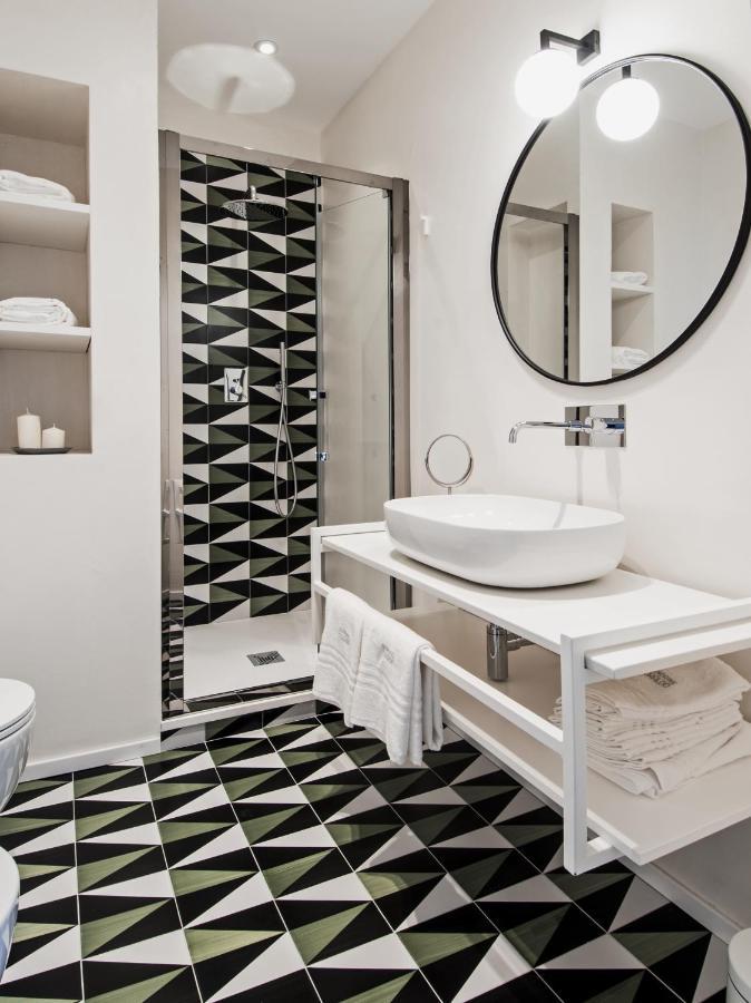 Toraldo Suites - Dimore Partenopee نابولي المظهر الخارجي الصورة